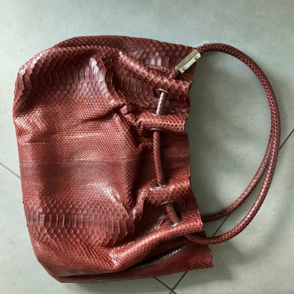 Giorgio R Handbag - Picture 2 of 4